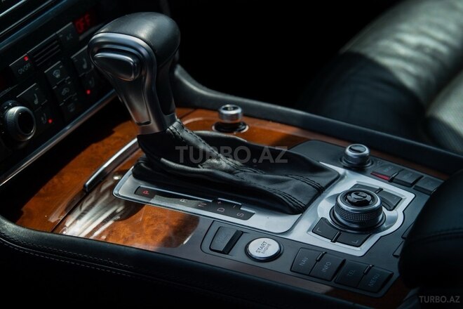 Audi Q7 2014, 185,000 km - 3.0 l - Bakı