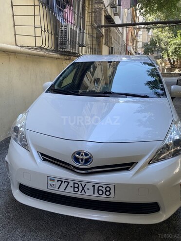 Toyota Prius V 2013, 184,000 km - 1.8 l - Bakı