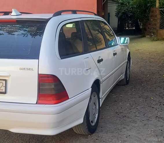 Mercedes C 220 d 1998, 268,457 km - 2.2 l - Bakı