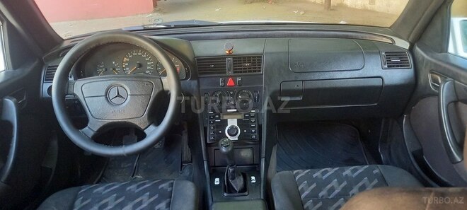 Mercedes C 220 d 1998, 268,457 km - 2.2 l - Bakı