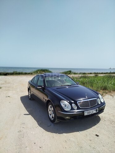 Mercedes E 240 2005, 259,000 km - 2.6 l - Bakı