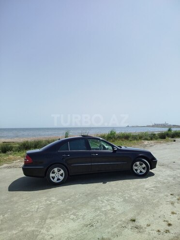 Mercedes E 240 2005, 259,000 km - 2.6 l - Bakı