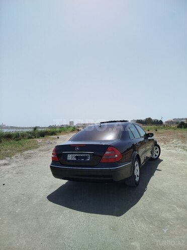 Mercedes E 240 2005, 259,000 km - 2.6 l - Bakı