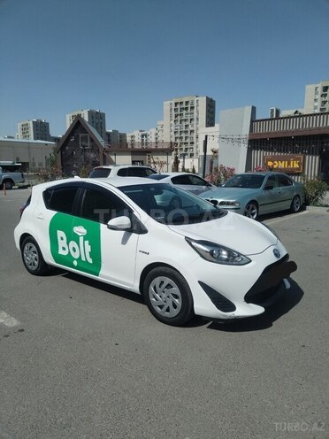Toyota Aqua 2017, 199,000 km - 1.5 l - Bakı