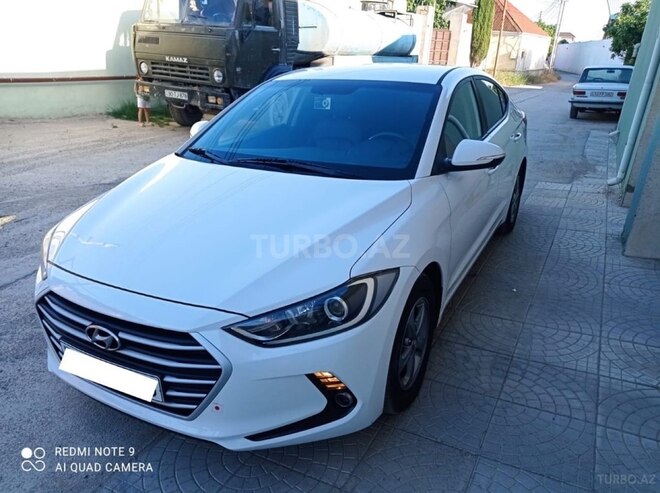 Hyundai Avante 2016, 170,000 km - 1.6 l - Bakı