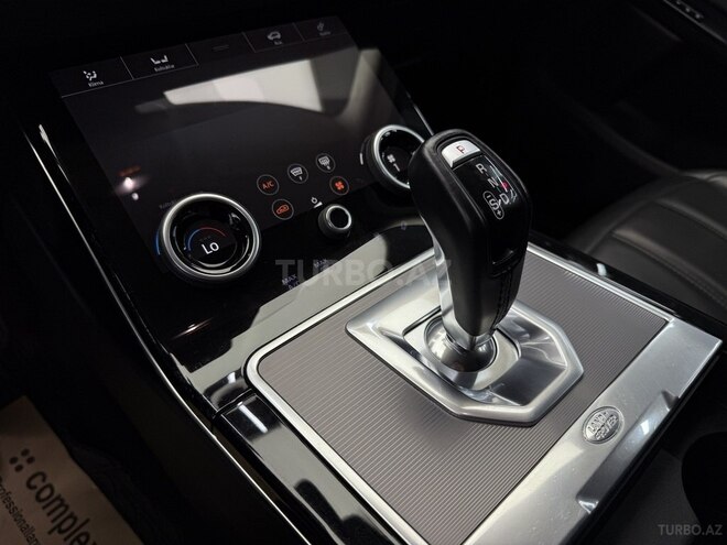 Land Rover RR Evoque-5