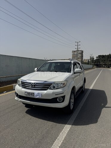 Toyota Fortuner 2013, 153,379 km - 2.7 l - Bakı