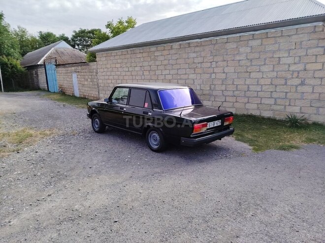 LADA (VAZ) 2107 2010, 95,000 km - 1.6 l - Ucar