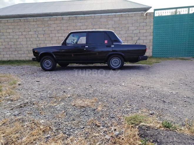 LADA (VAZ) 2107 2010, 95,000 km - 1.6 l - Ucar