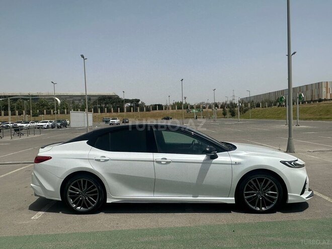 Toyota Camry 2024, 32,000 km - 2.0 l - Bakı