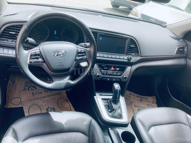 Hyundai Avante 2016, 142,000 km - 1.6 l - Bakı