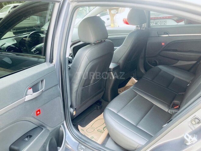 Hyundai Avante 2016, 142,000 km - 1.6 l - Bakı