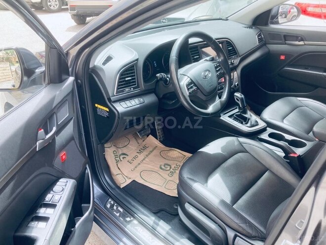 Hyundai Avante 2016, 142,000 km - 1.6 l - Bakı