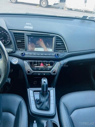 Hyundai Avante 2016, 142,000 km - 1.6 l - Bakı