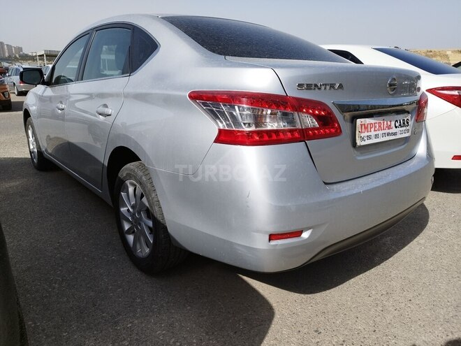 Nissan Sentra 2016, 130,000 km - 1.6 л - Bakı