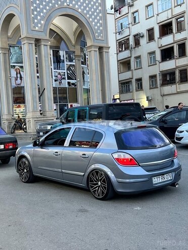 Opel Astra 2005, 258,000 km - 1.4 l - Bakı