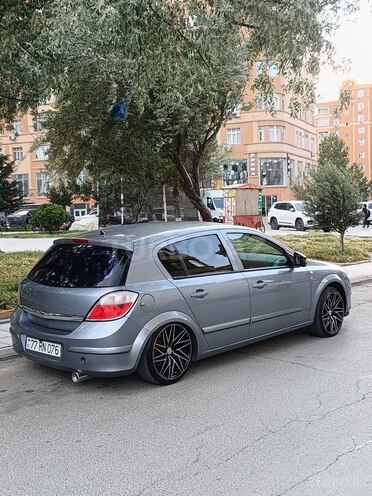 Opel Astra 2005, 258,000 km - 1.4 l - Bakı