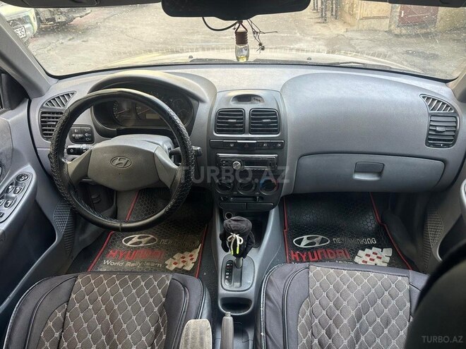 Hyundai Accent 2005, 300,000 km - 1.6 l - Bakı