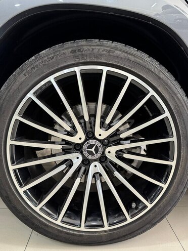 Mercedes GLS 450 4MATIC-5
