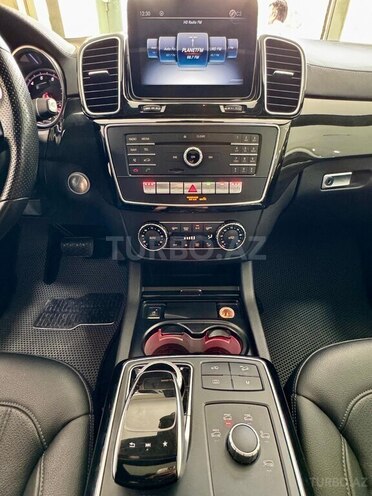 Mercedes GLS 450 4MATIC-9