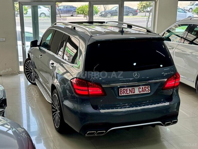 Mercedes GLS 450 4MATIC-11
