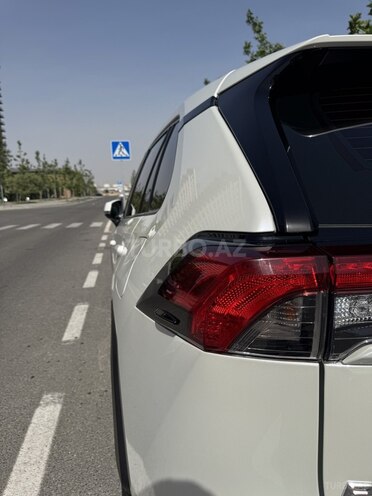 Toyota RAV4 2020, 60,000 km - 2.5 l - Bakı
