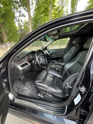 BMW 525 2005, 333,000 km - 2.5 l - İsmayıllı