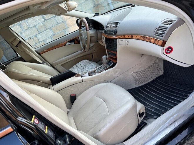 Mercedes E 240 2005, 259,000 km - 2.6 l - Bakı