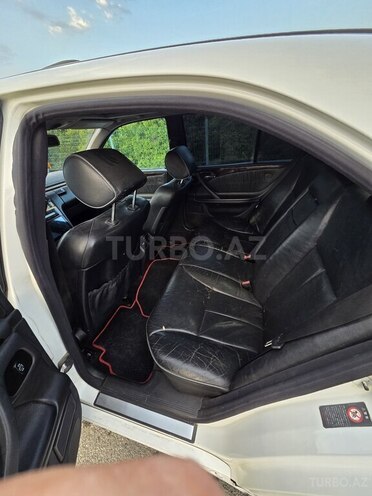 Mercedes E 320 2000, 523,000 km - 3.2 l - Horadiz