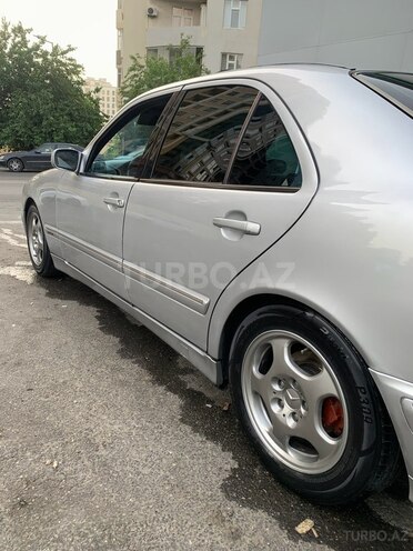 Mercedes E 240 2000, 380,000 km - 2.4 l - Bakı