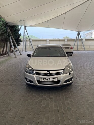 Opel Astra 2009, 176,000 km - 1.4 l - Bakı