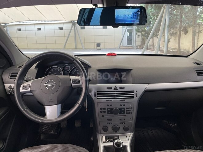 Opel Astra 2009, 176,000 km - 1.4 l - Bakı
