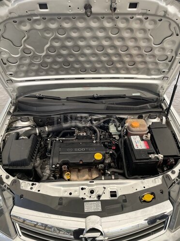 Opel Astra 2009, 176,000 km - 1.4 l - Bakı