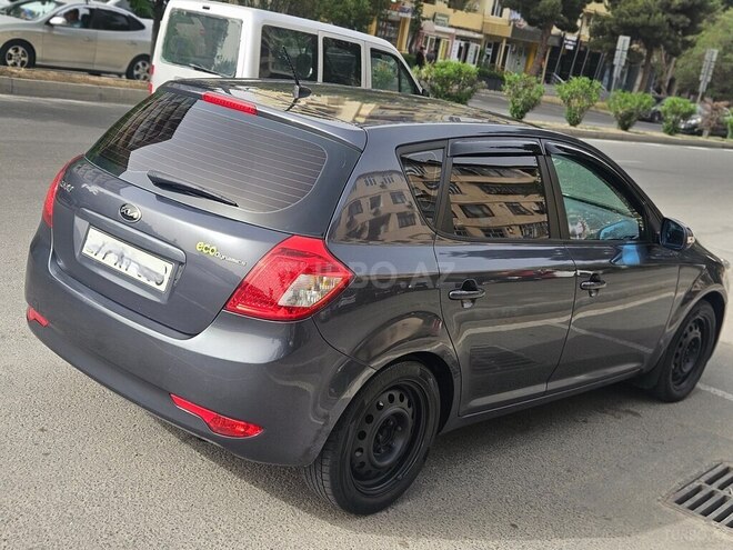 Kia Ceed 2009, 345,000 km - 1.6 л - Bakı