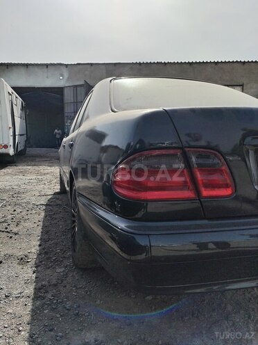 Mercedes E 280 1997, 289,000 km - 2.8 l - Bakı