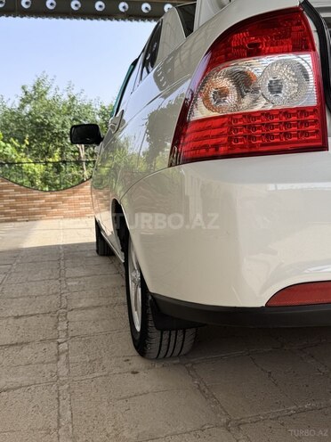 LADA (VAZ) Priora 2015, 167,500 km - 1.6 l - Salyan
