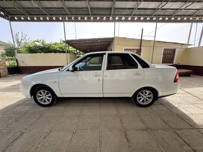 LADA (VAZ) Priora 2015, 167,500 km - 1.6 l - Salyan