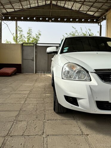 LADA (VAZ) Priora 2015, 167,500 km - 1.6 l - Salyan