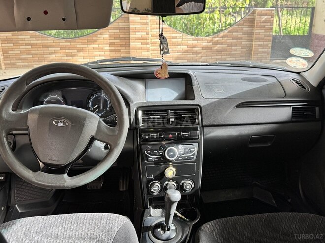 LADA (VAZ) Priora 2015, 167,500 km - 1.6 l - Salyan