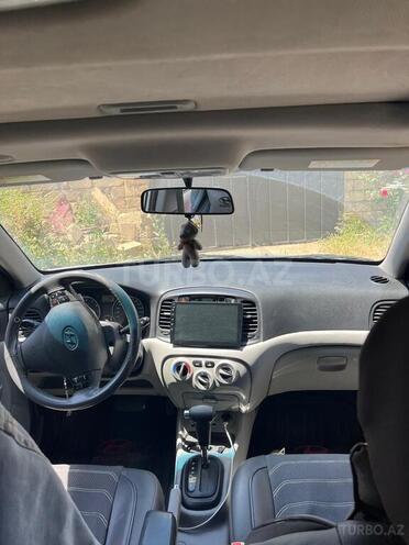Hyundai Accent 2009, 193,894 km - 1.4 l - Bakı