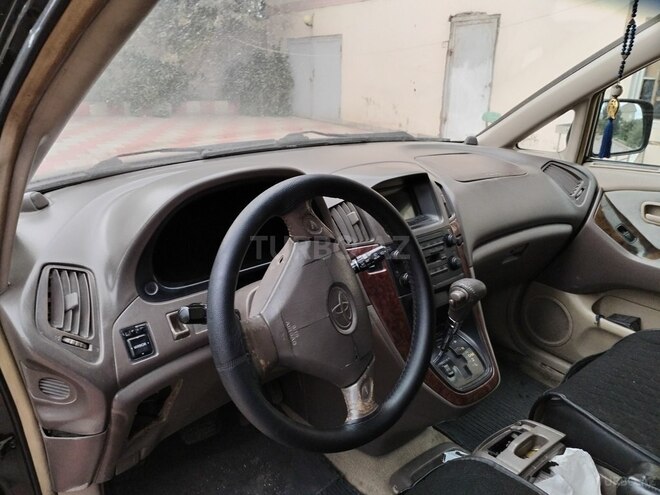 Toyota Harrier 2000, 323,000 km - 3.0 l - Bakı