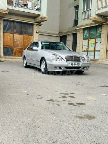 Mercedes E 220 d 2001, 523,330 km - 2.2 l - Bakı