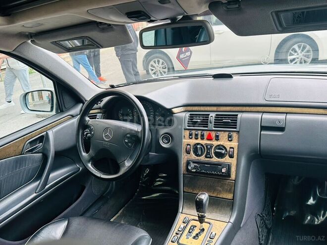 Mercedes E 220 d 2001, 523,330 km - 2.2 l - Bakı