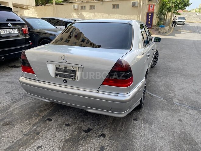Mercedes C 220 1994, 315,000 km - 2.2 л - Bakı