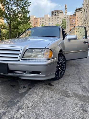 Mercedes C 220 1994, 315,000 km - 2.2 л - Bakı