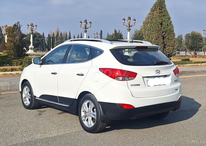Hyundai ix35 2011, 146,000 km - 2.0 l - Bakı