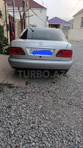 Mercedes E 200 1996, 286,000 km - 2.0 l - Bakı