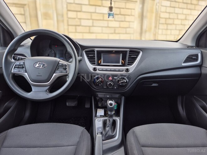 Hyundai Accent 2020, 83,290 km - 1.6 l - Bakı