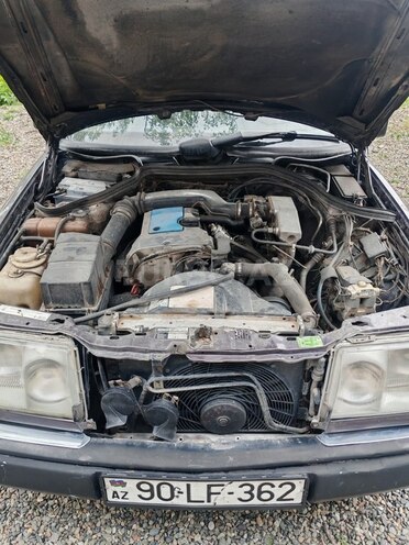 Mercedes E 220 1993, 111,111 km - 2.2 l - Gəncə
