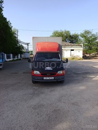 Ford Transit-1
